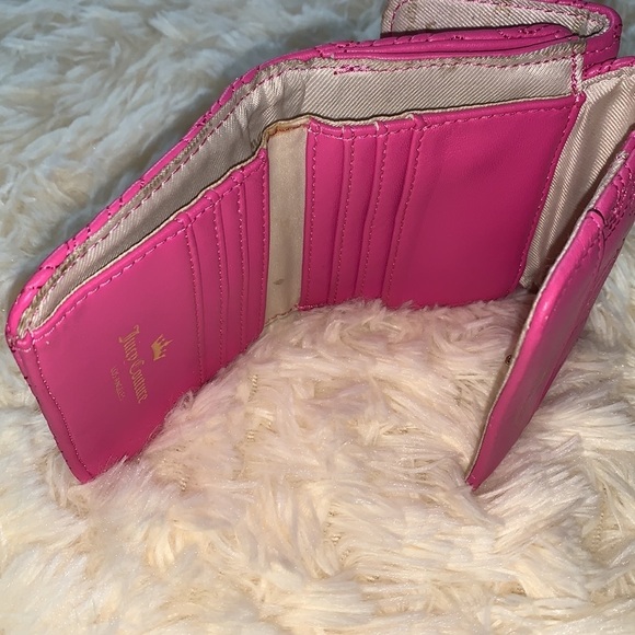 Juicy Couture - Vintage Pink Wallet - Picture 7 of 7